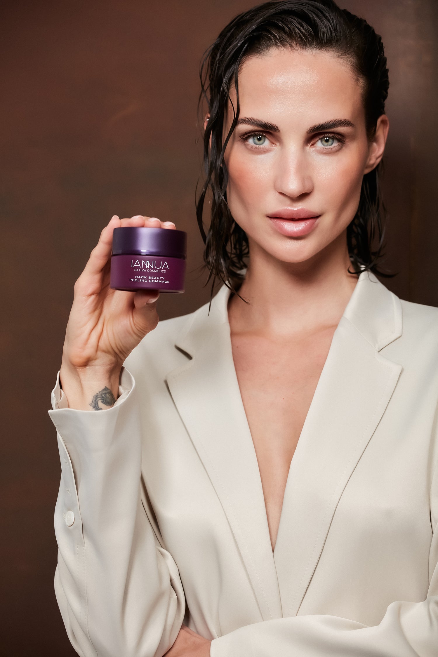 PEELING GOMMAGE HACK BEAUTY